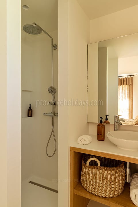 39 - Villa Saint Roch: Villa: Bathroom