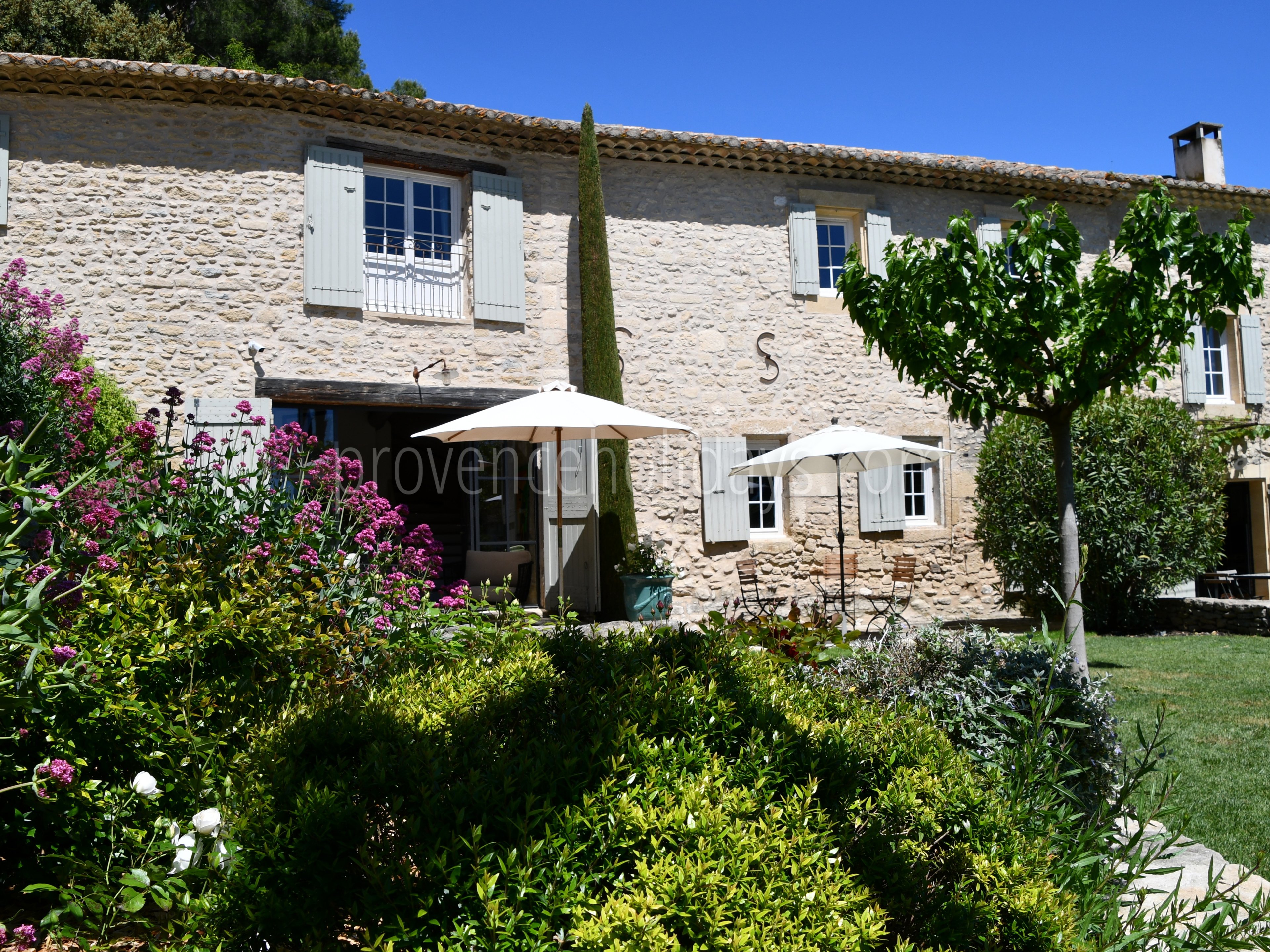 32 - Le Refuge du Soleil: Villa: Exterior