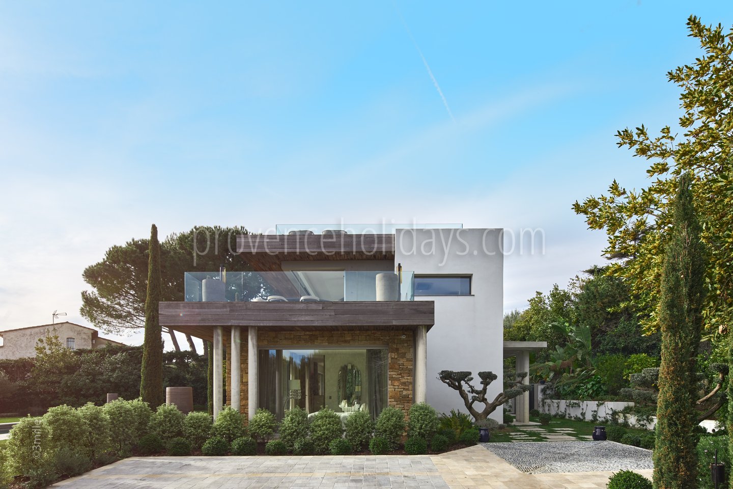 16 - Villa du Cap: Villa: Exterior