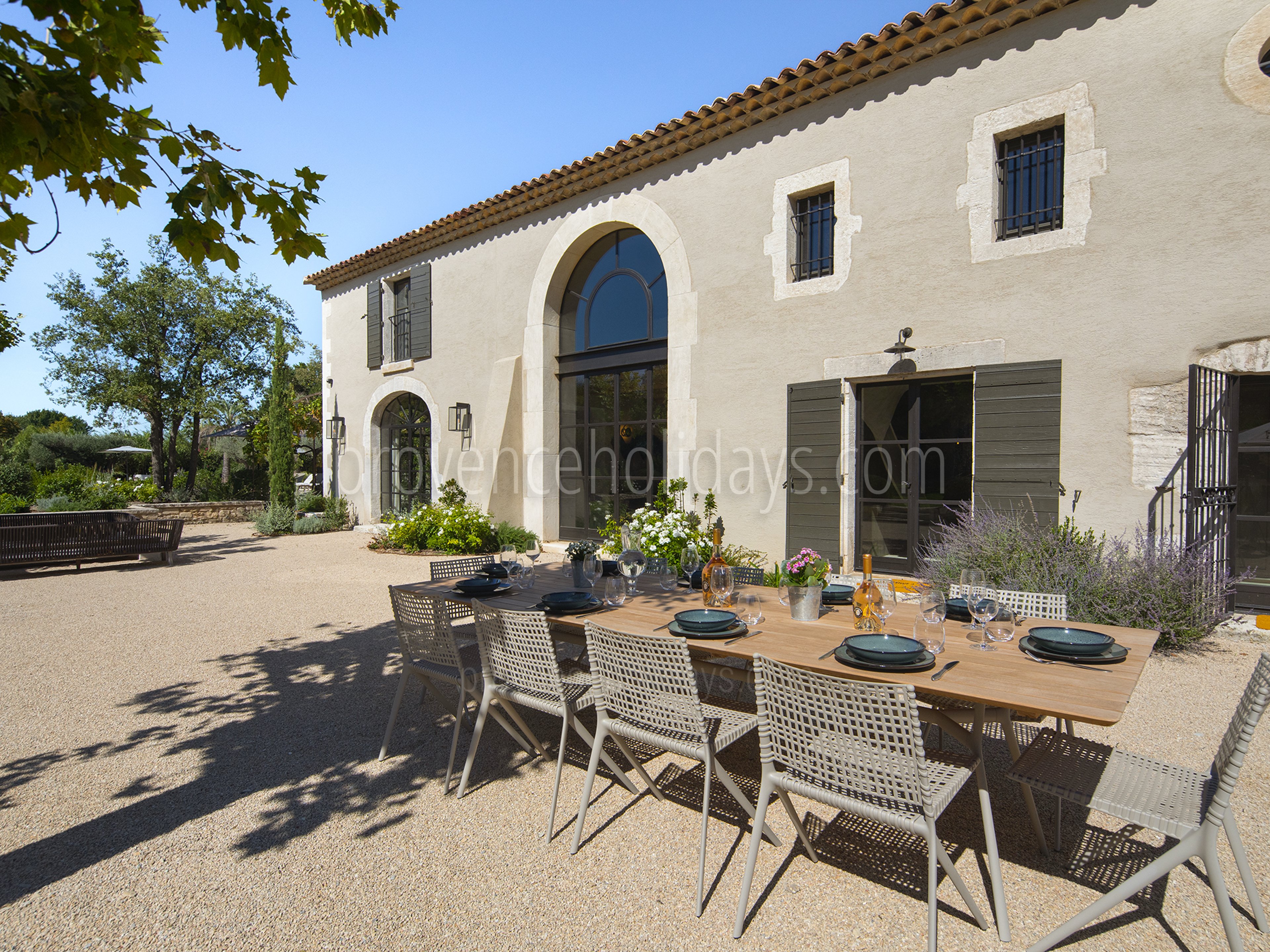 12 - Mas du Paradis: Villa: Exterior