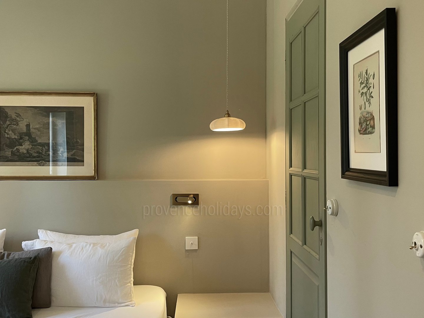 30 - Le Mas des Figues: Villa: Bedroom