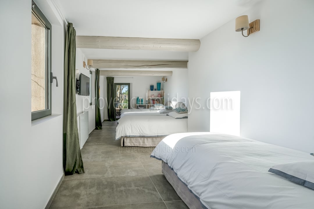 27 - Domaine de la Bouisse: Villa: Bedroom