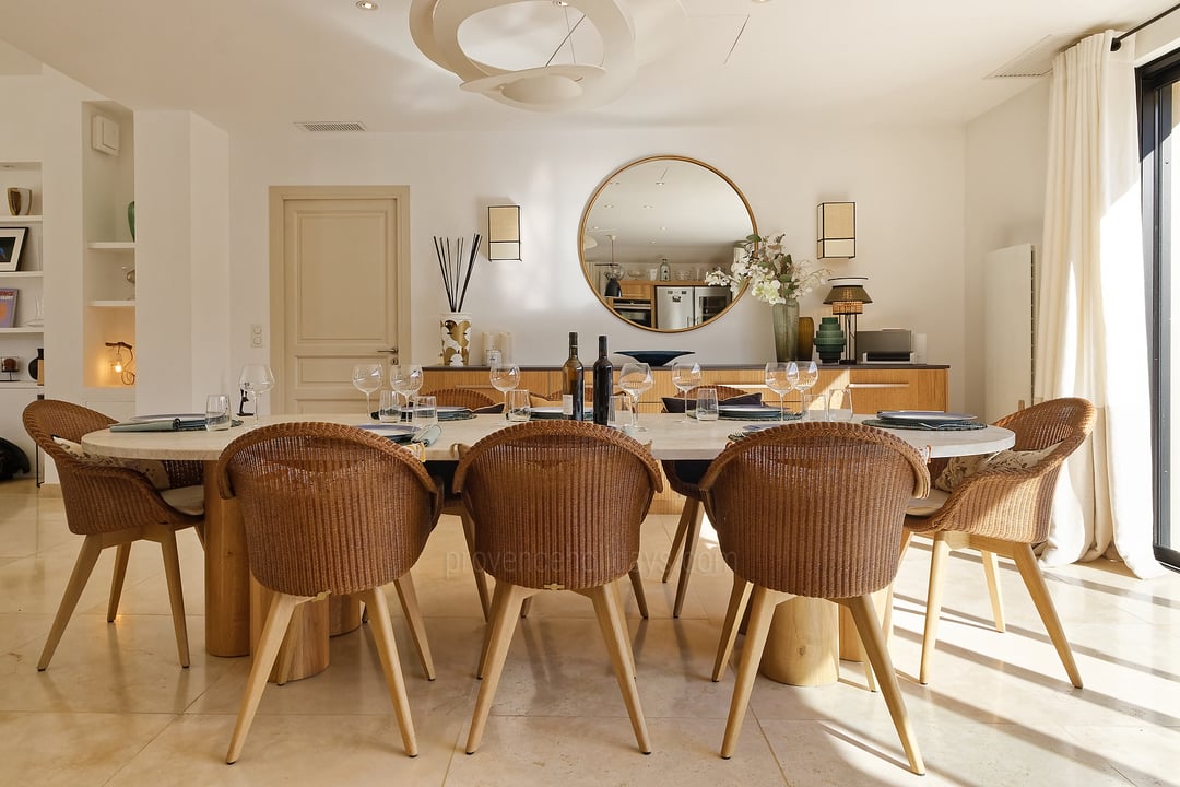 25 - Mas Aurelia: Villa: Interior
