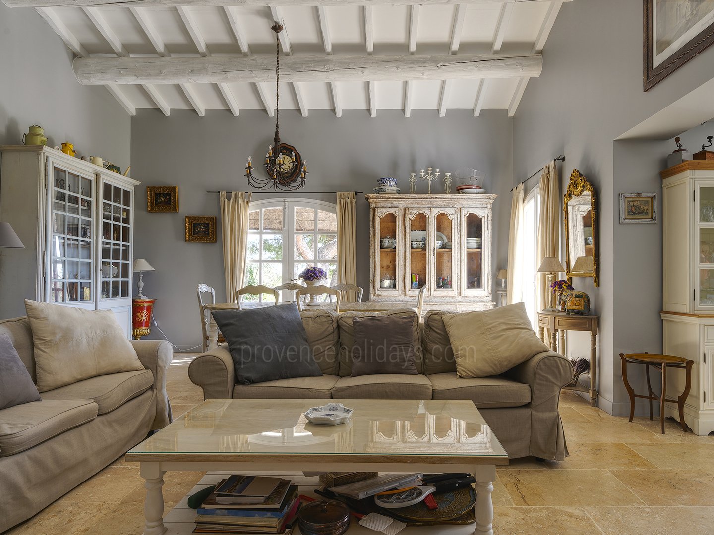 42 - Le Mas des Olives: Villa: Interior