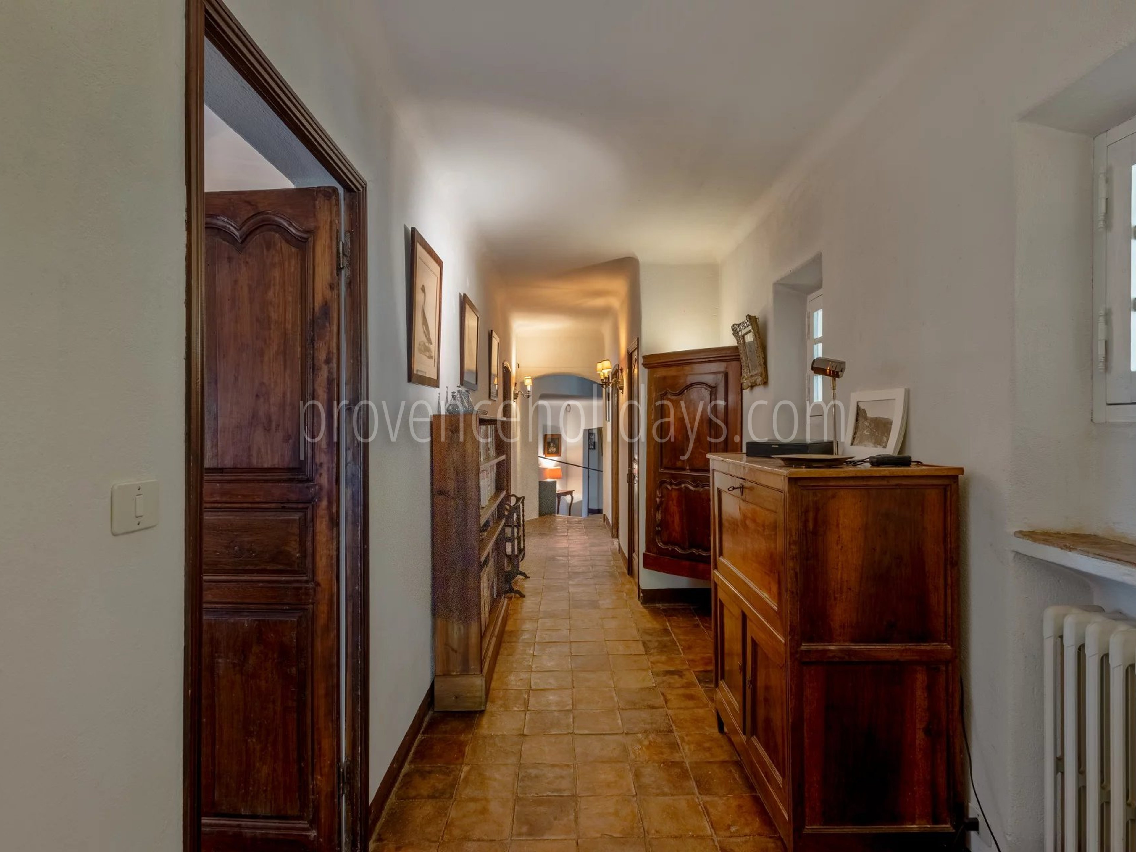 26 - Steinernes hameau in La Garde-Freinet: Villa: Interior