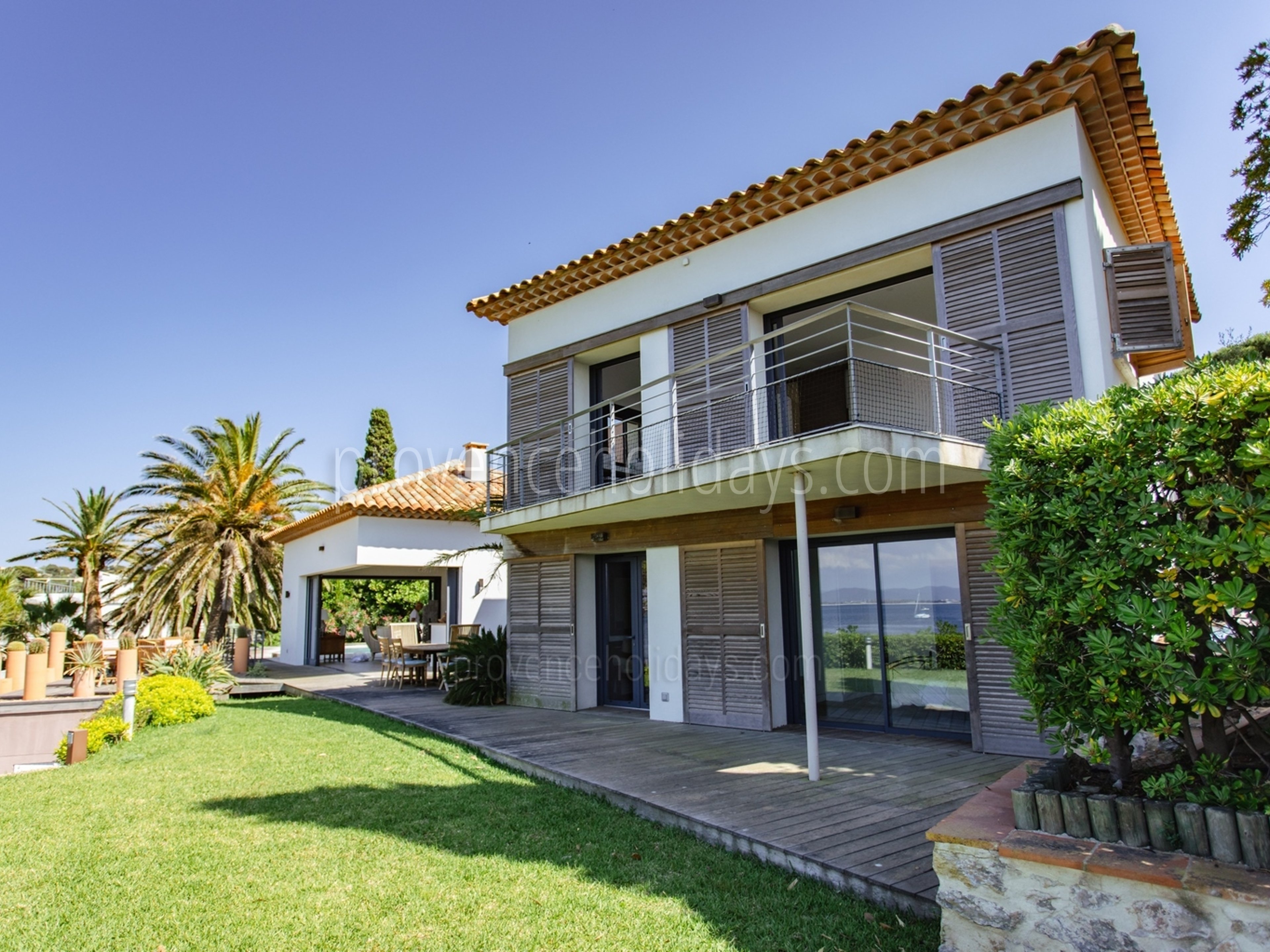 2 - Villa Giens: Villa: Exterior