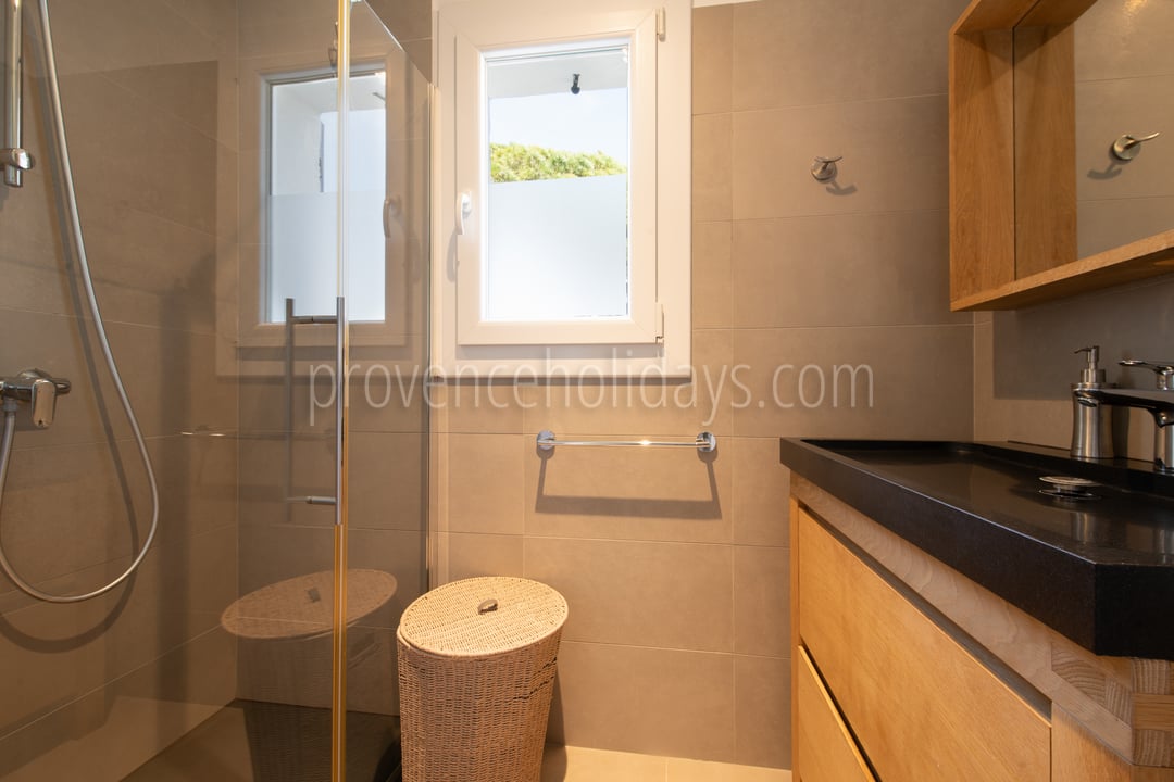 22 - Villa Maria: Villa: Bathroom