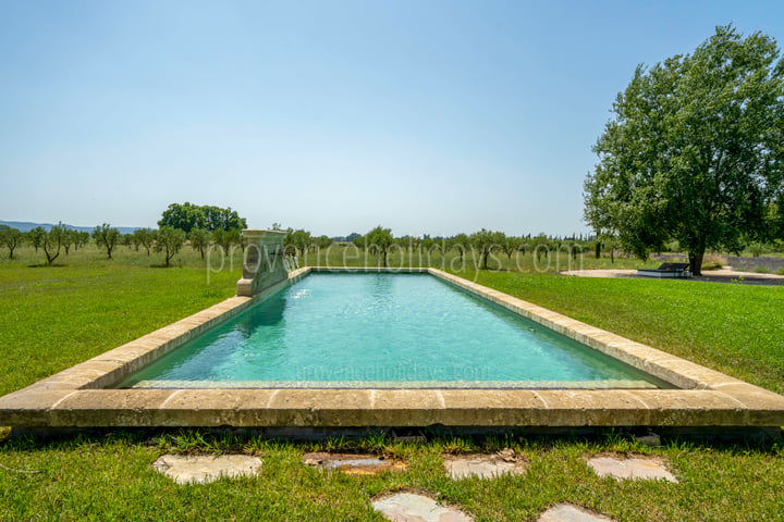 4 - Mas du Temps Suspendu: Villa: Pool