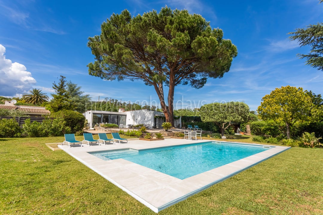 Villa met uitzicht op de Golf van Saint-Tropez