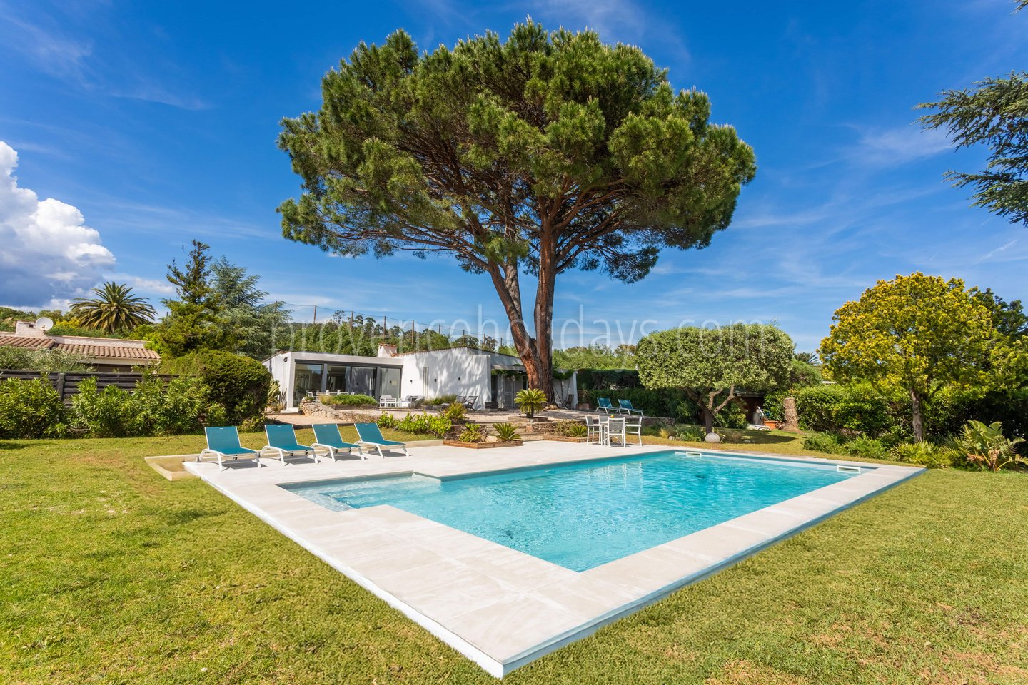 -1 - Villa Glory: Villa: Pool