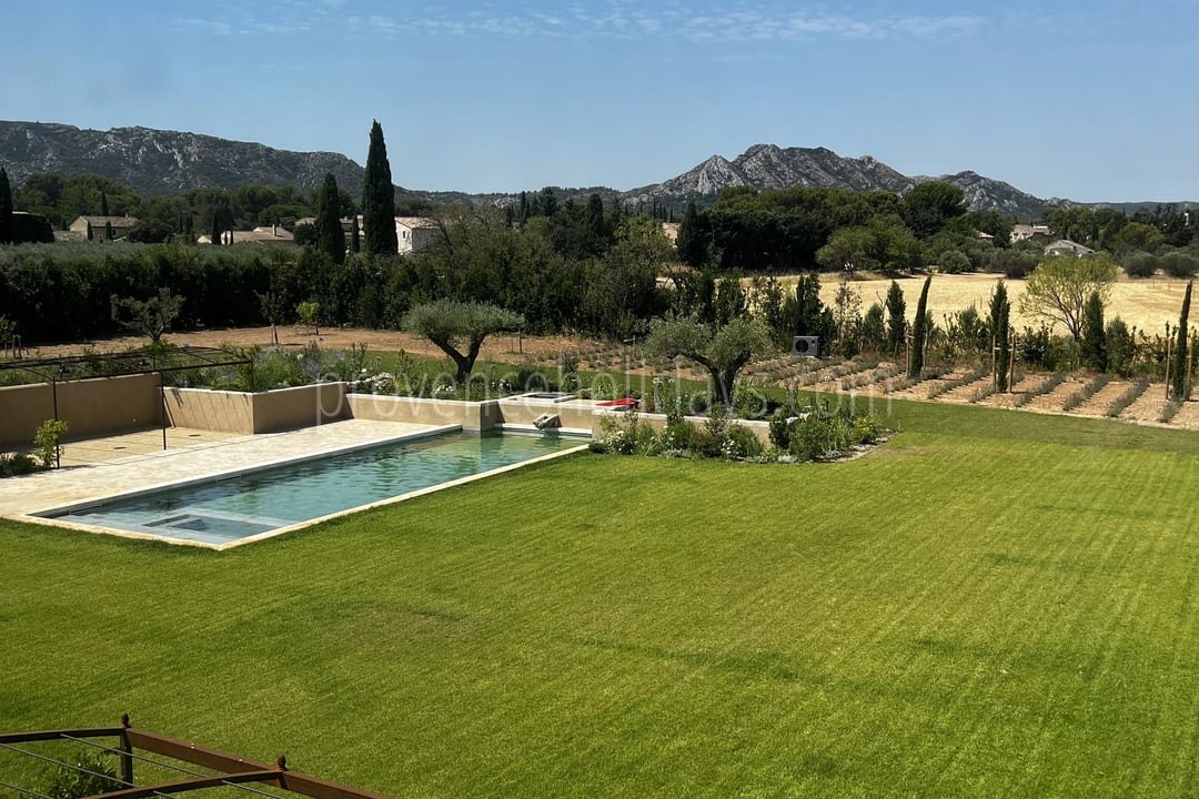 18 - Provençal mas in Eygalières: Villa: Pool