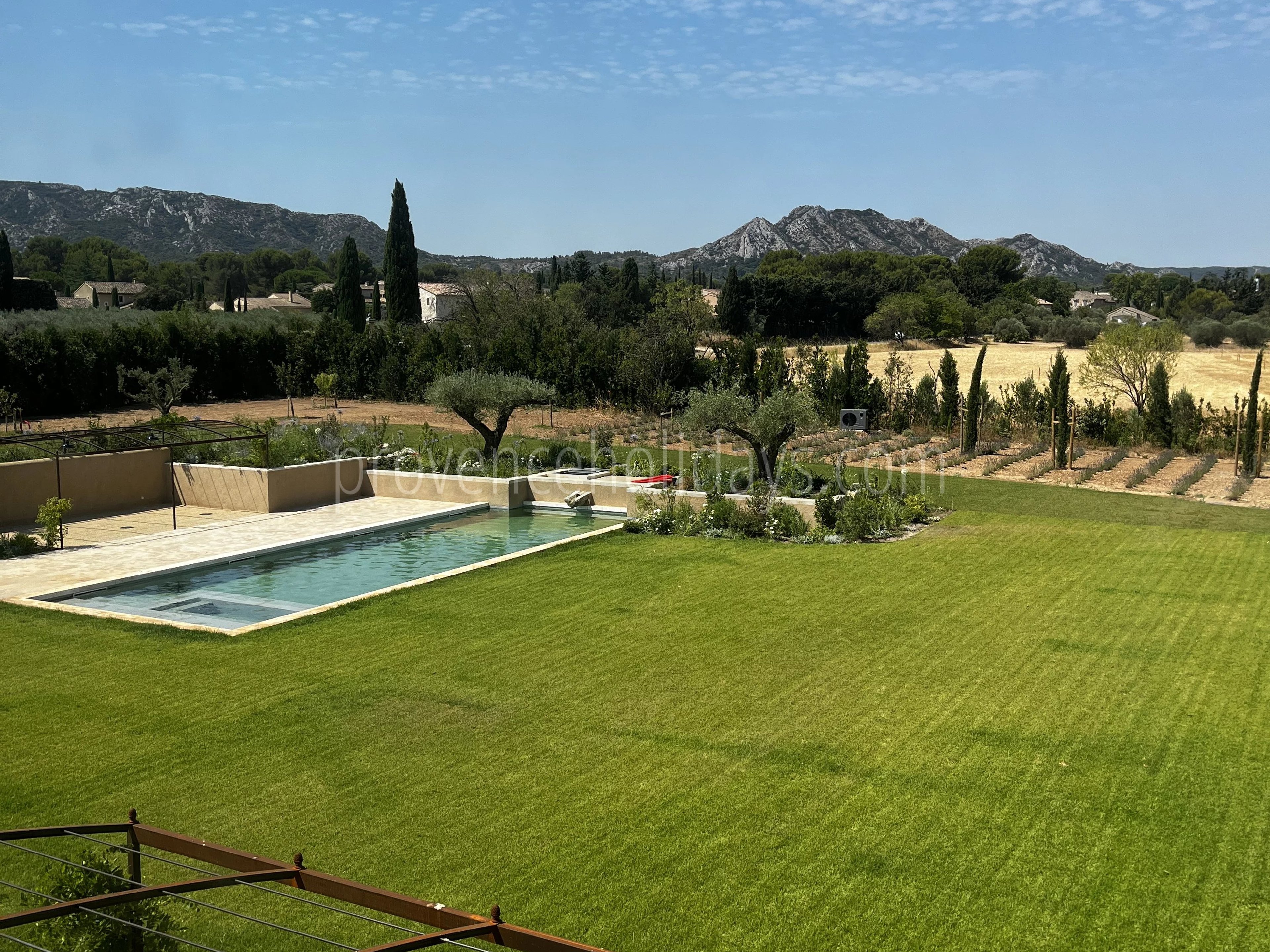 18 - Provençal mas in Eygalières: Villa: Pool