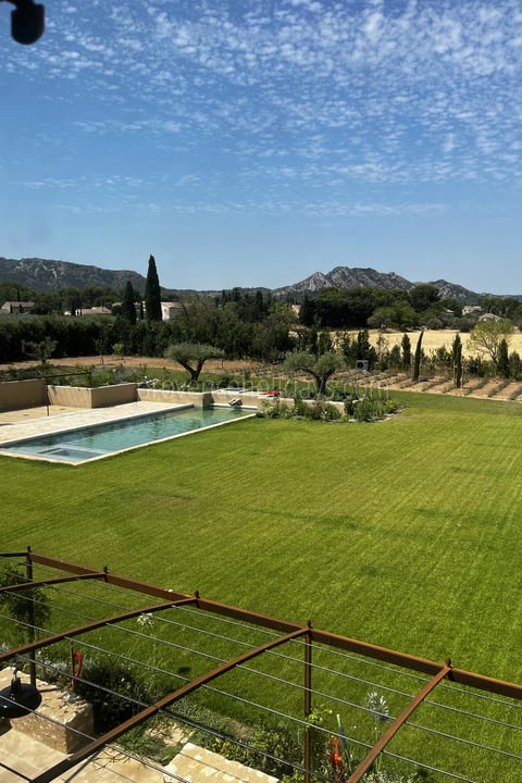 18 - Provençal mas in Eygalières: Villa: Pool