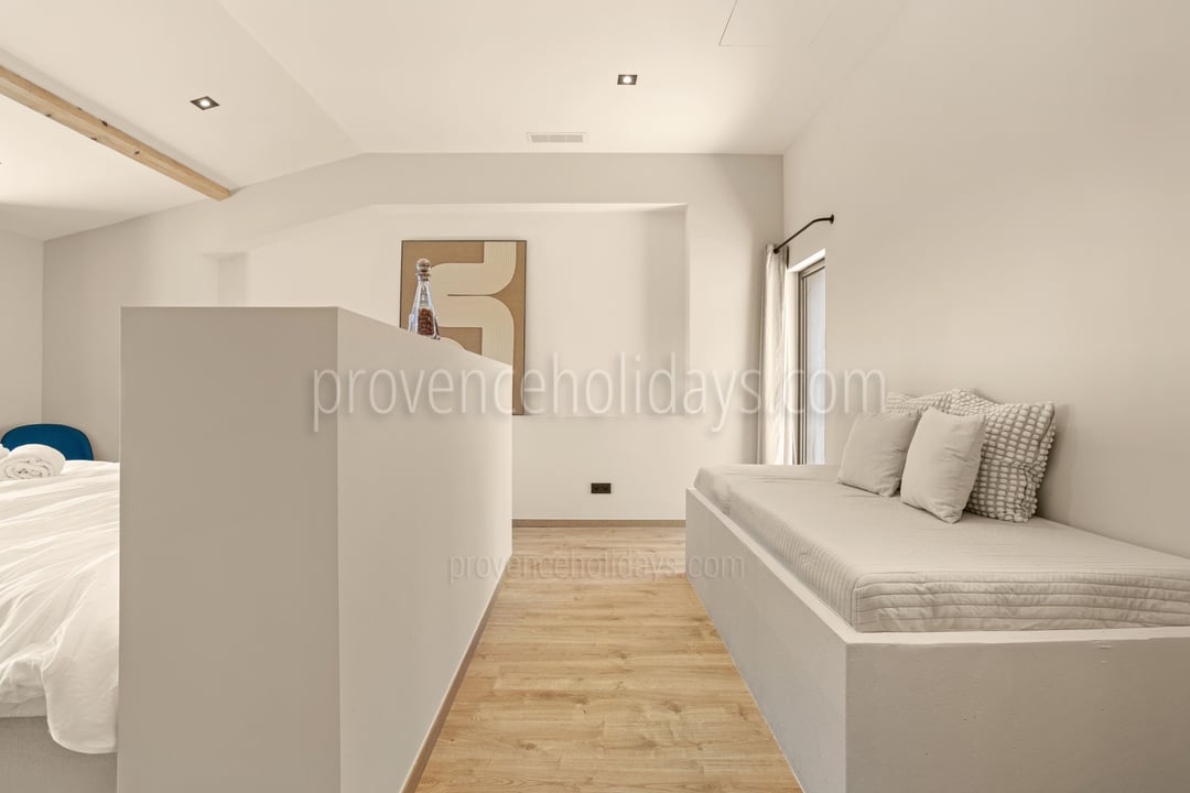 24 - Villa Caume: Villa: Bedroom