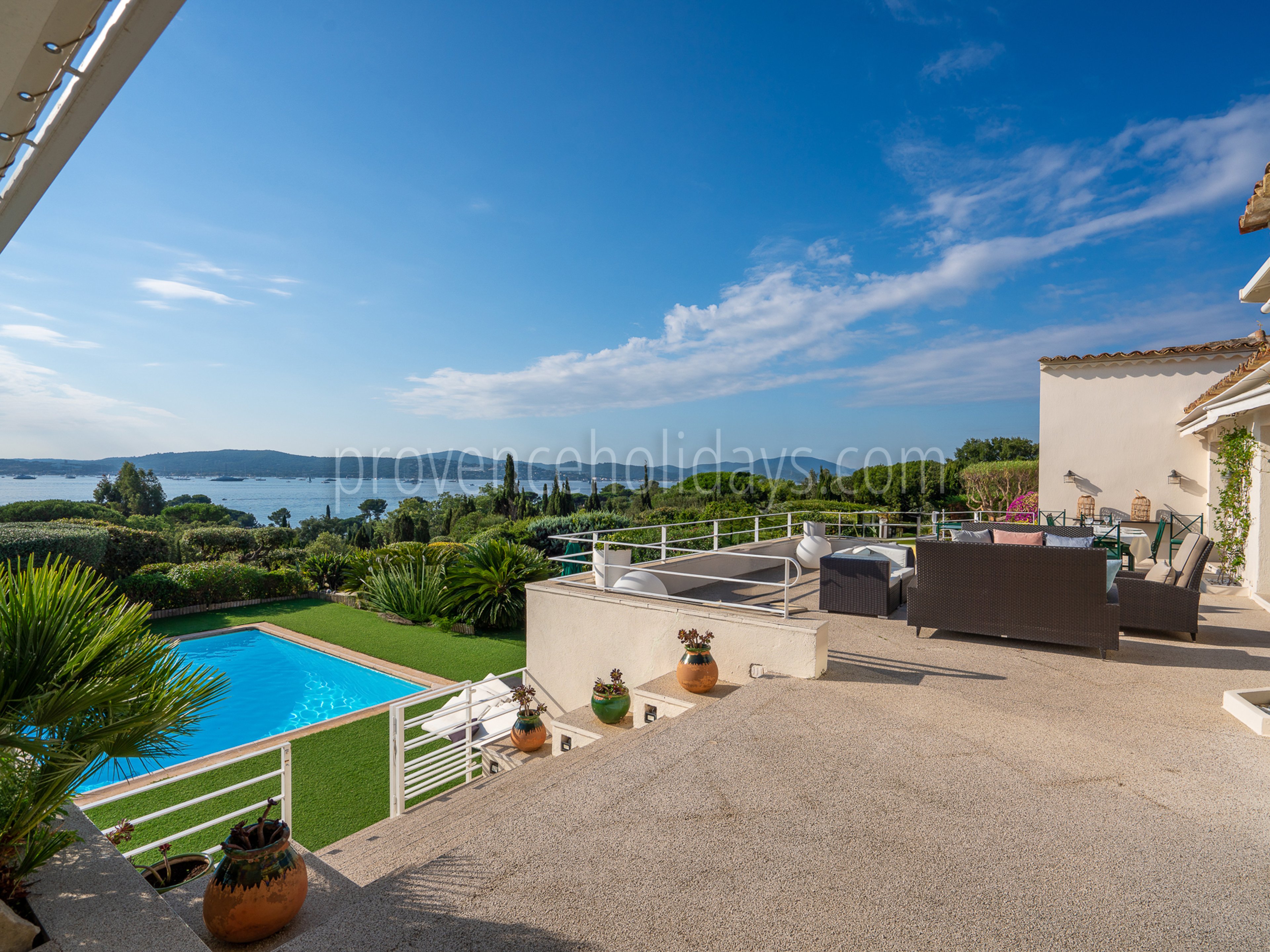 8 - Azur Sérénité: Villa: Exterior