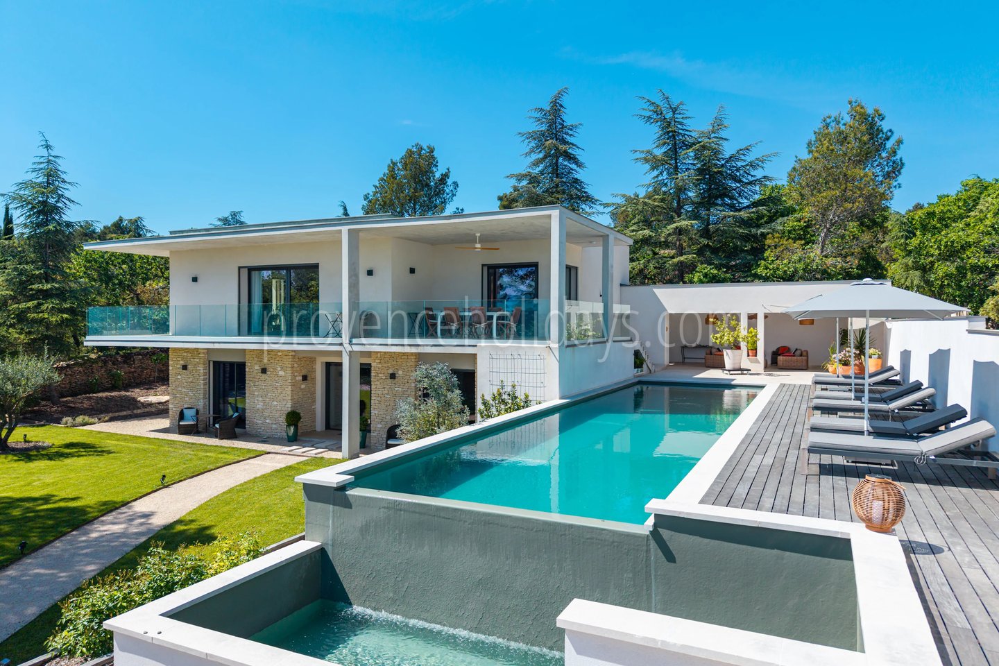 1 - Villa with pool in Gordes: Villa: Pool