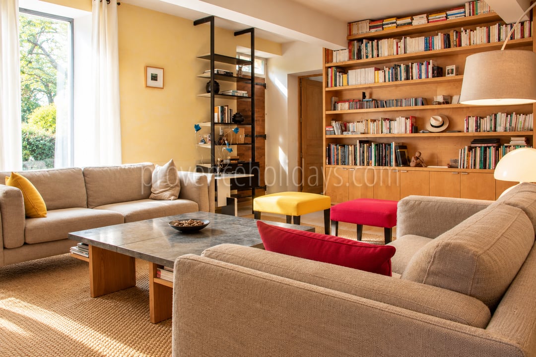 25 - Authentic farmhouse in Saint-Rémy-de-Provence: Villa: Interior