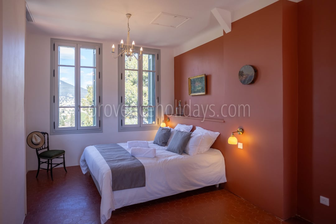 14 - Domaine Ora: Villa: Bedroom