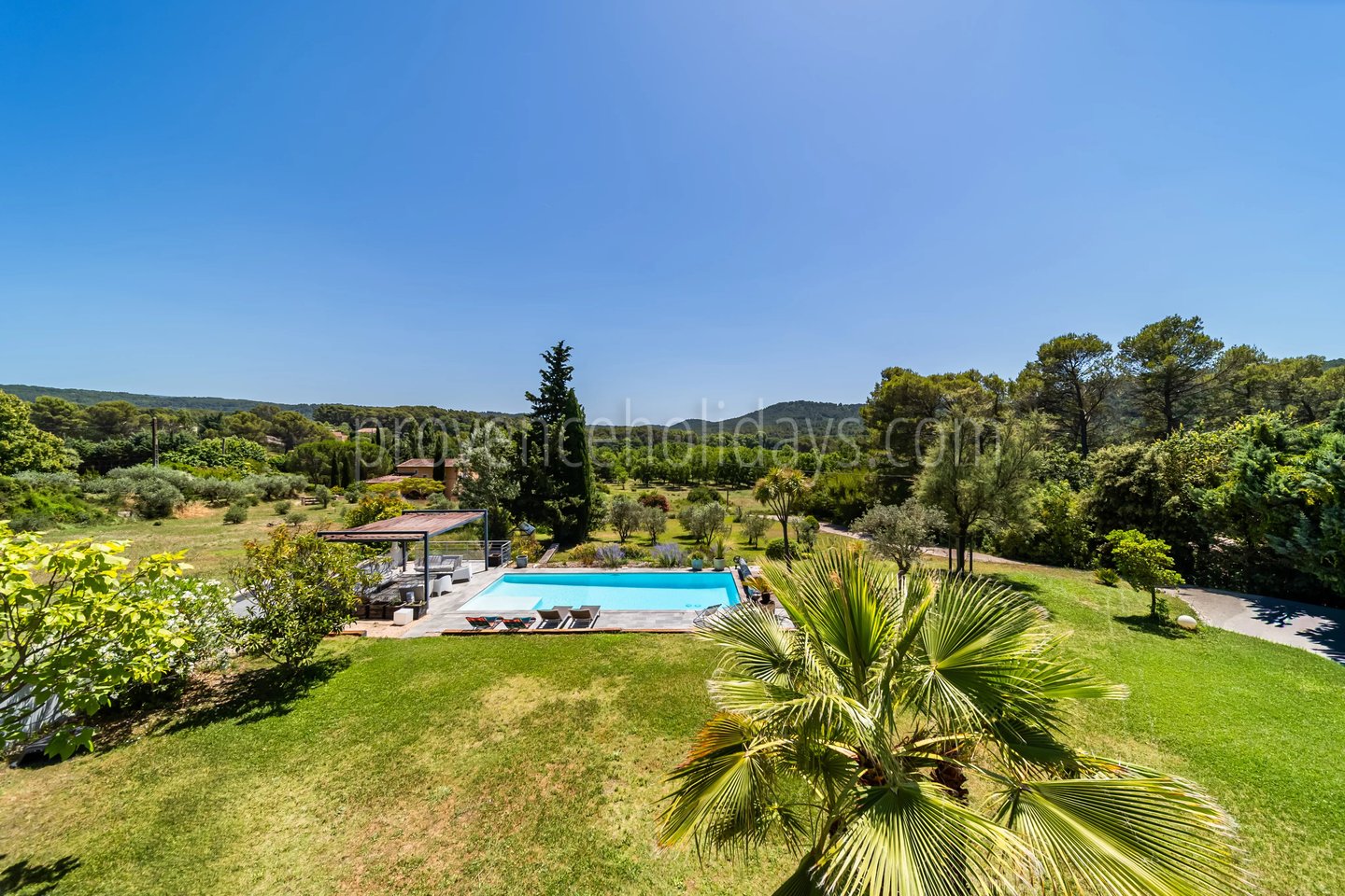 6 - Villa with pool in Pernes-les-Fontaines: Villa: Pool