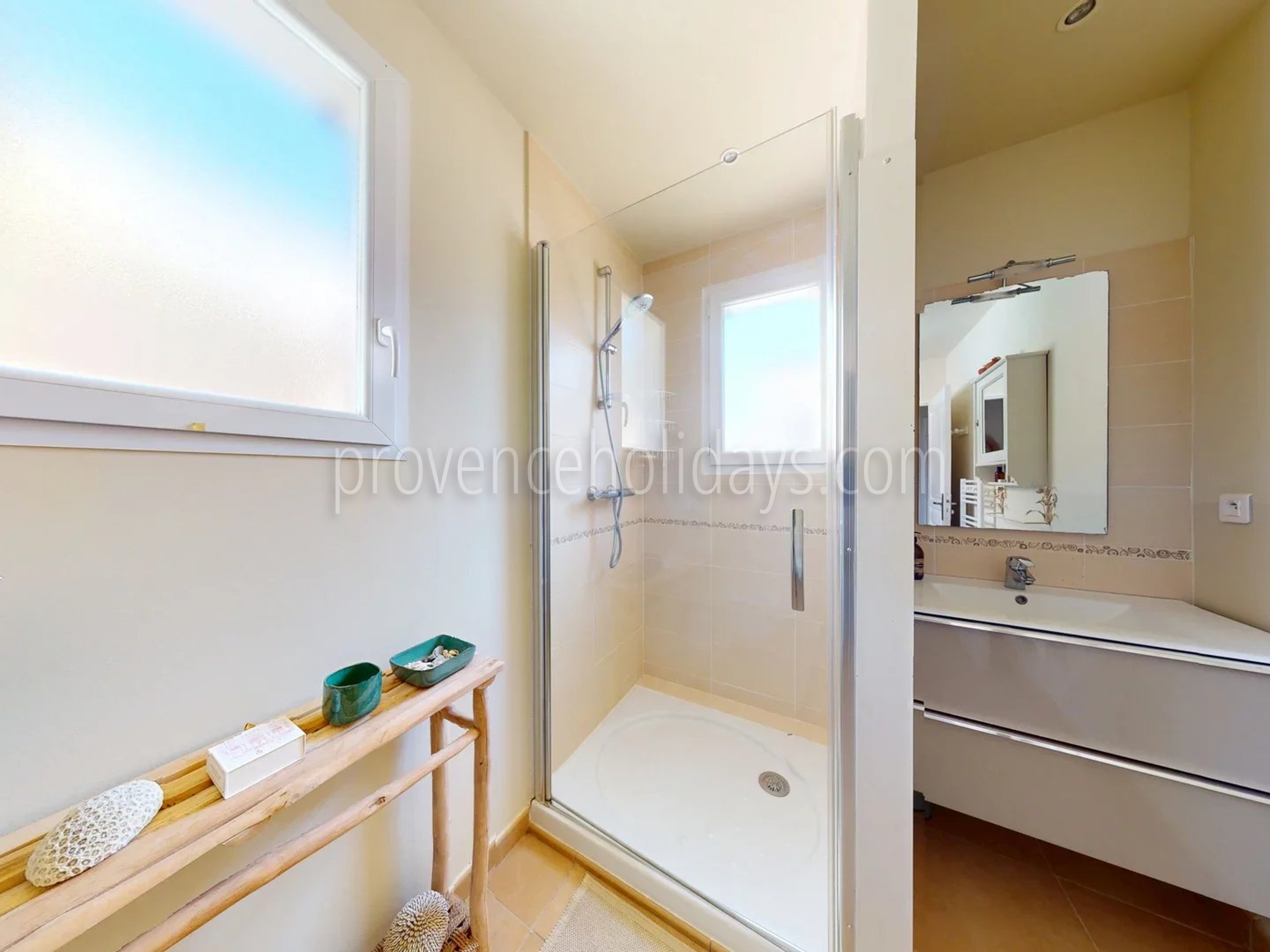 9 - Traditionelle Villa in Cavalaire-sur-Mer: Villa: Bathroom