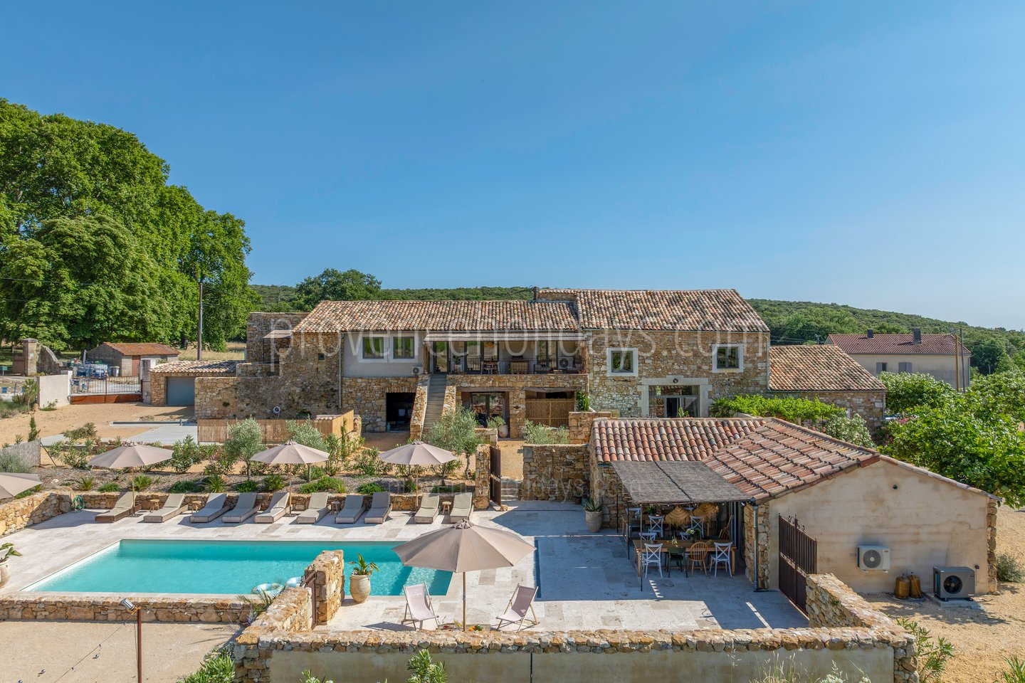 19 - La Bohème: Villa: Exterior