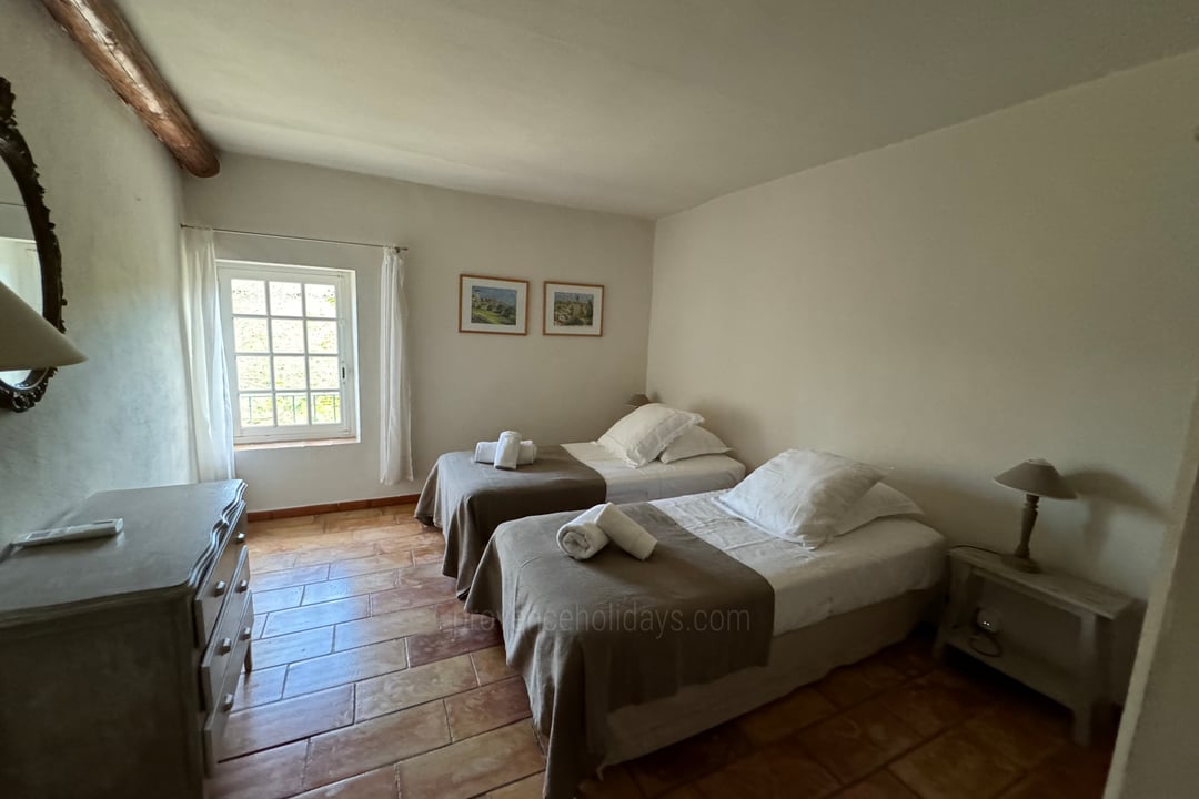 23 - La Ferme du Lavoir: Villa: Bedroom