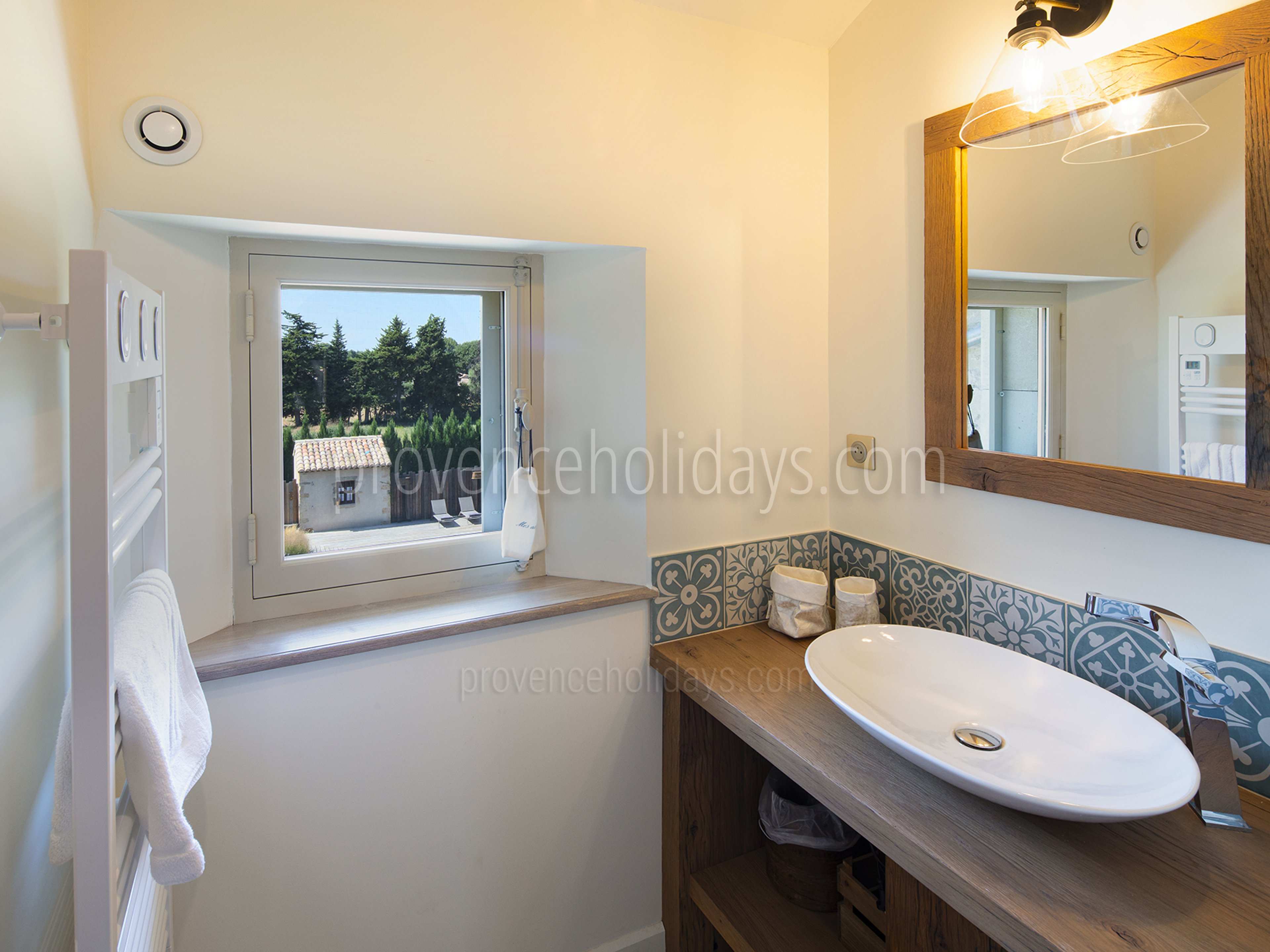 39 - Mas Robion: Villa: Bathroom