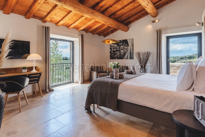 53 - Mas de Pierre: Villa: Bedroom