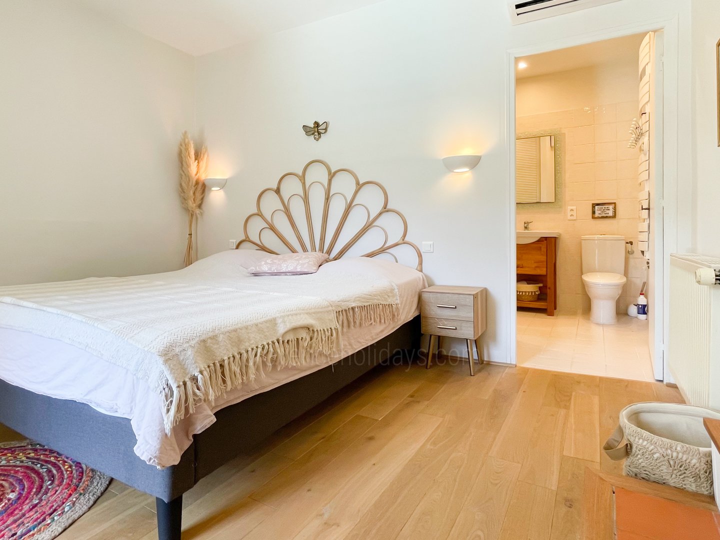 41 - Le Mas Chopin: Villa: Bedroom 1