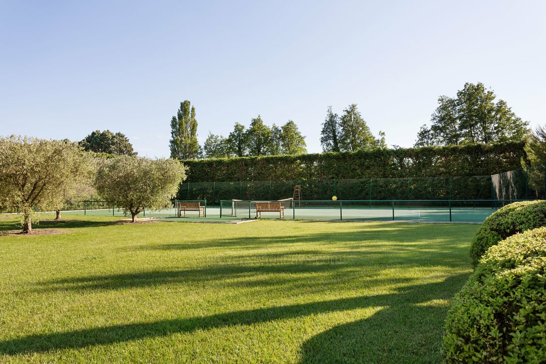 18 - Eden Provençal: Villa: Exterior