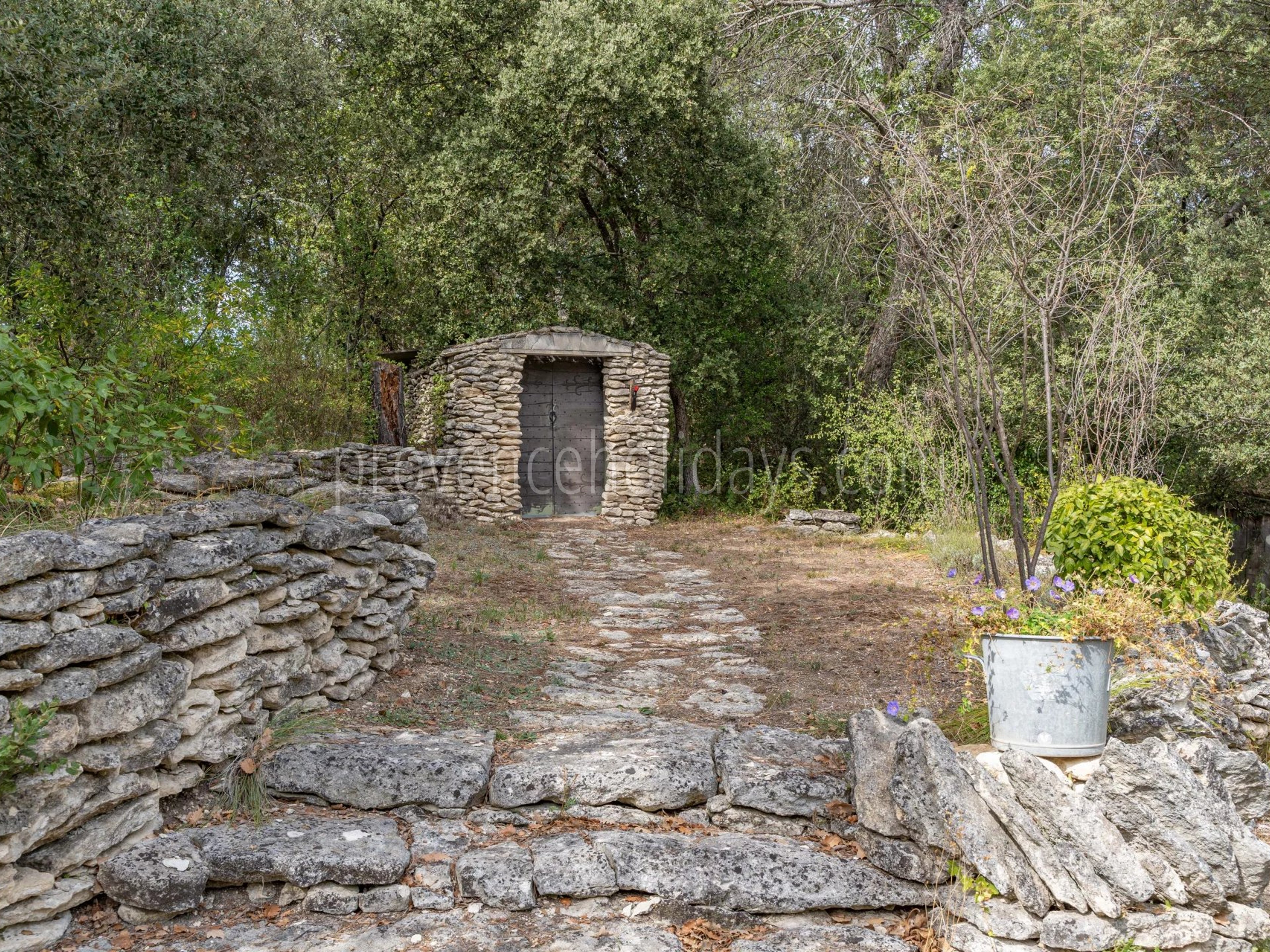 Stone house in Ménerbes - 10