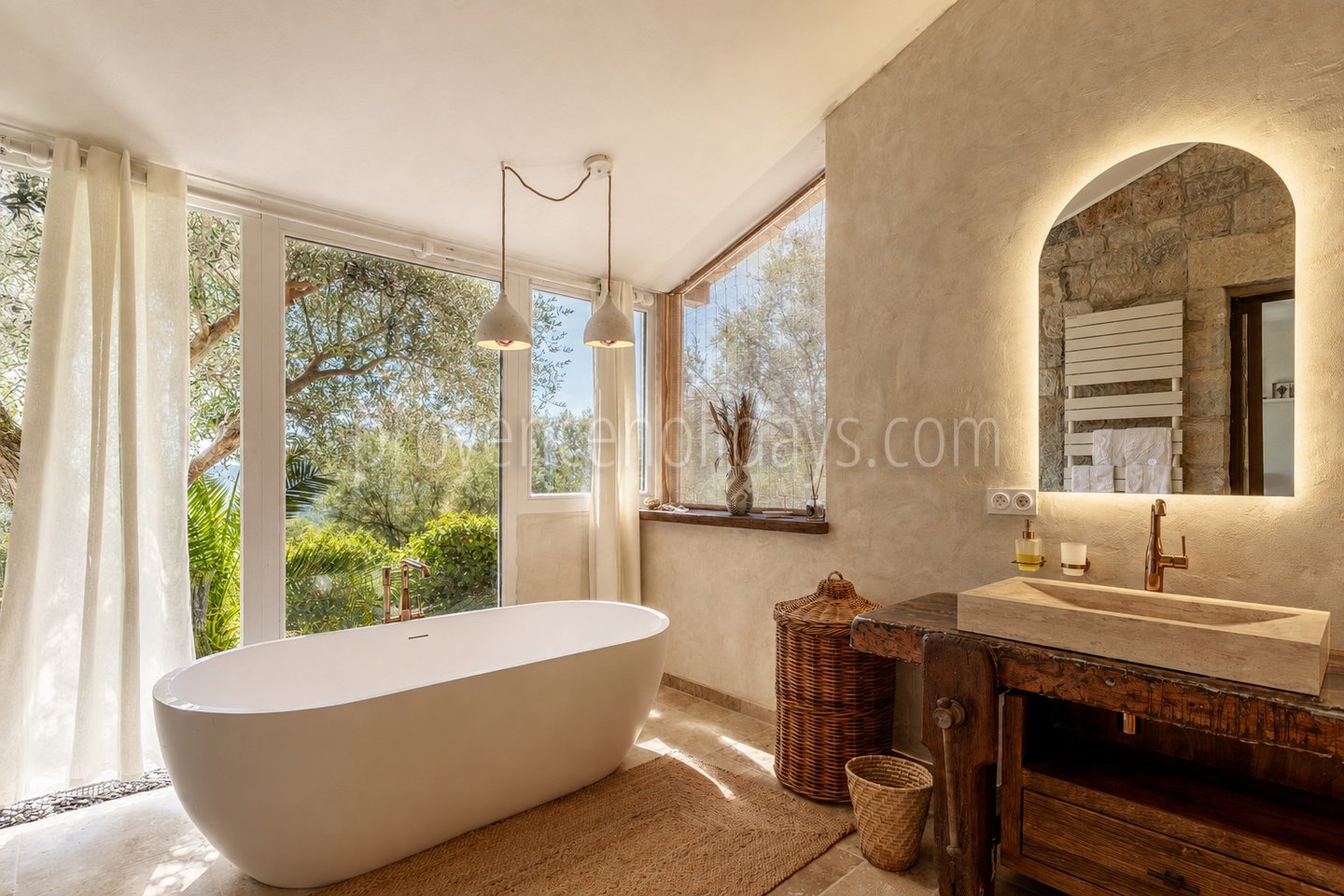26 - Villa Caleous: Villa: Bathroom