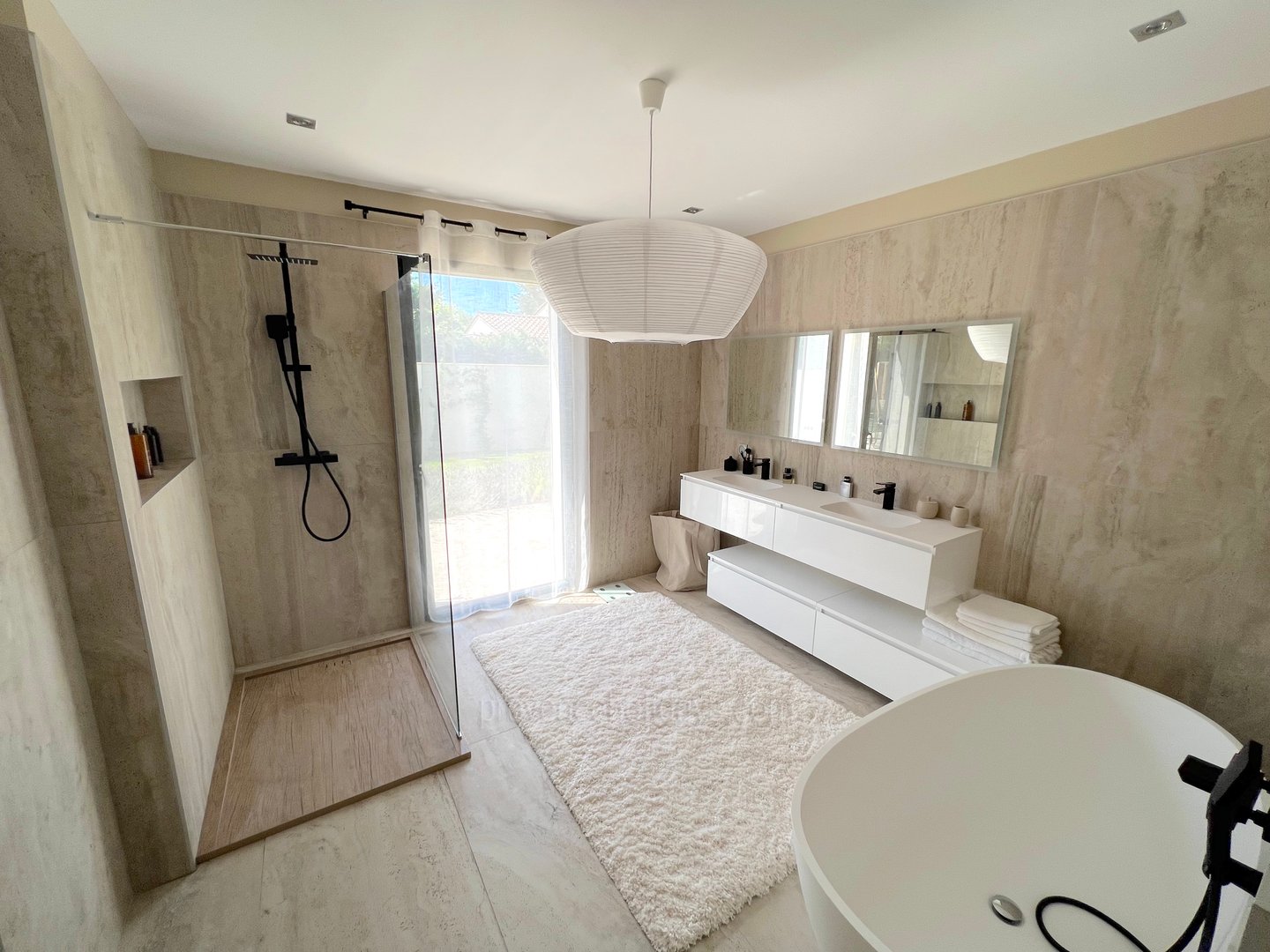 20 - Maison Pegomas: Villa: Bathroom