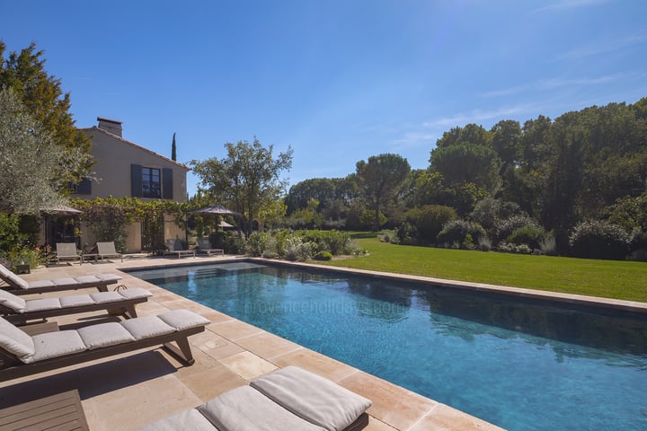 Semestervilla i Saint-Rémy-de-Provence, Alpillerna