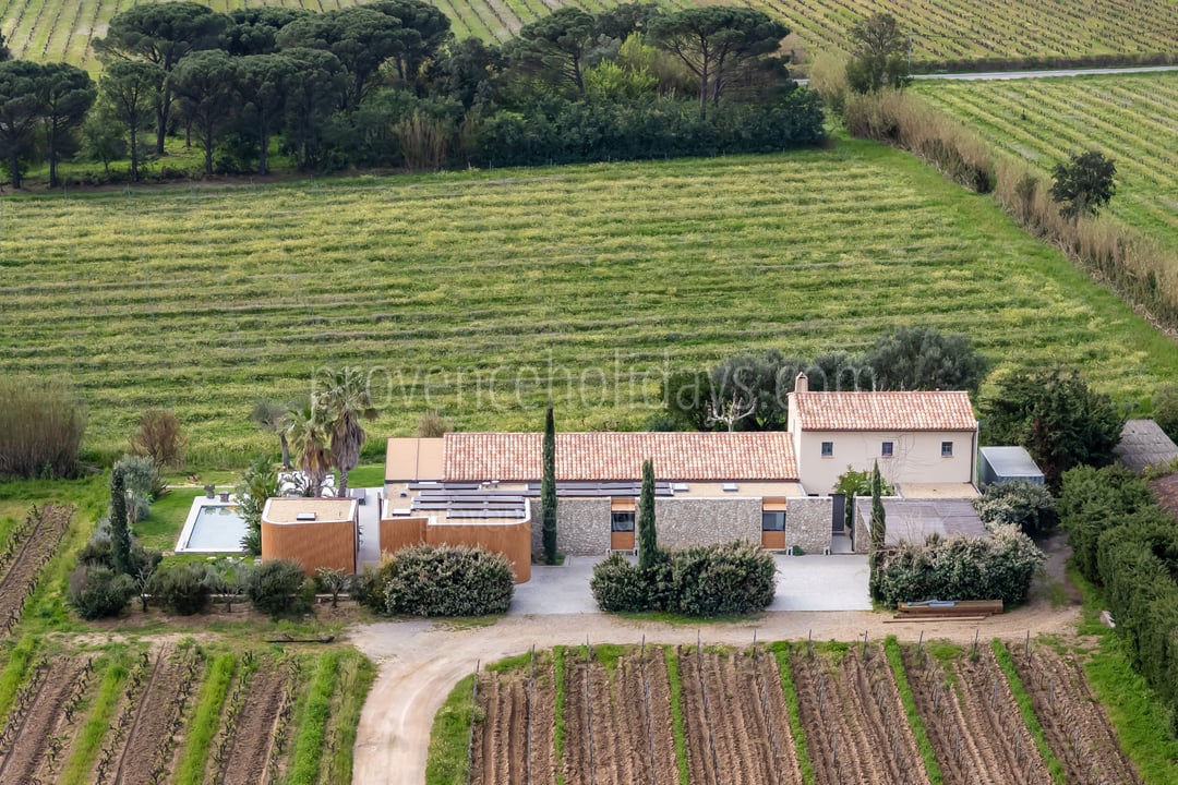 2 - Refuge d\'Azur: Villa: Exterior