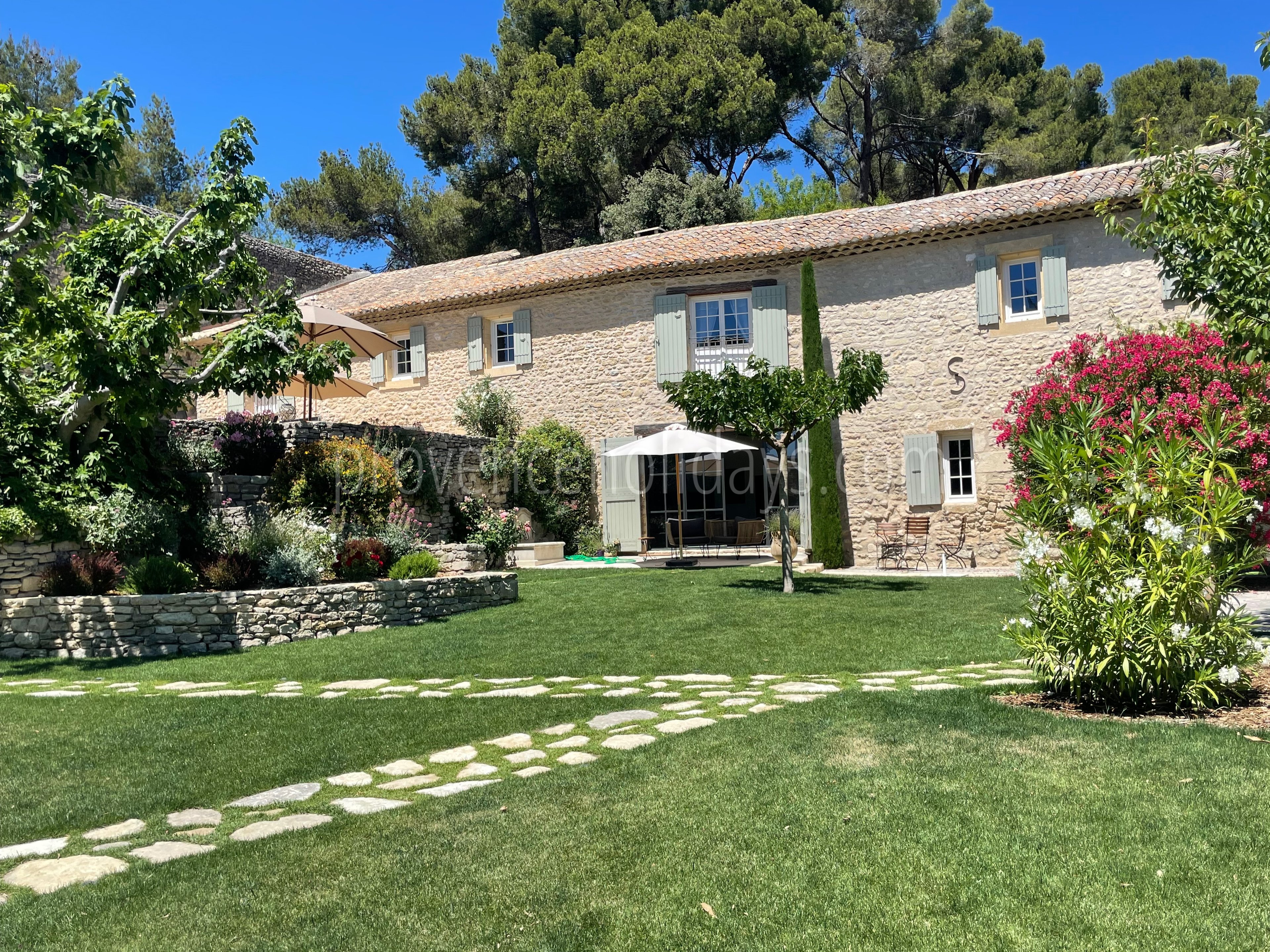 305 - Le Refuge du Soleil: Villa: Exterior