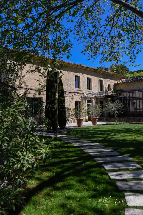 2 - Le Mas de la Combe: Villa: Exterior