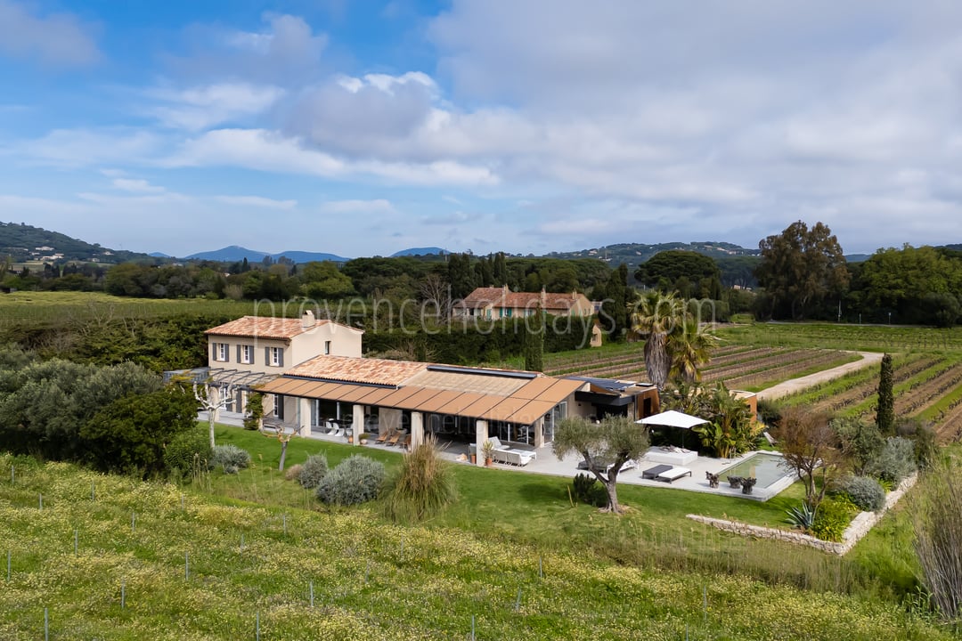 3 - Refuge d\'Azur: Villa: Exterior