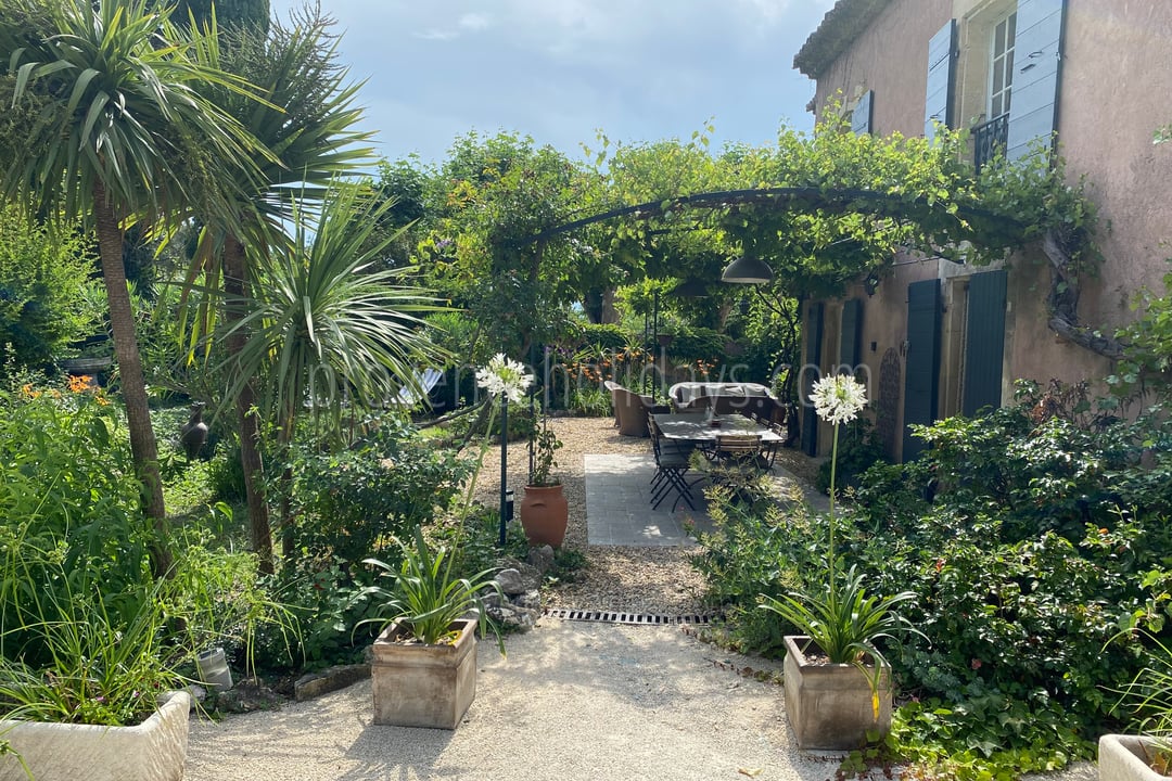 Mas proche d'Eygalières avec piscine à vendre 4 - Mas des Couroulous: Villa: Exterior