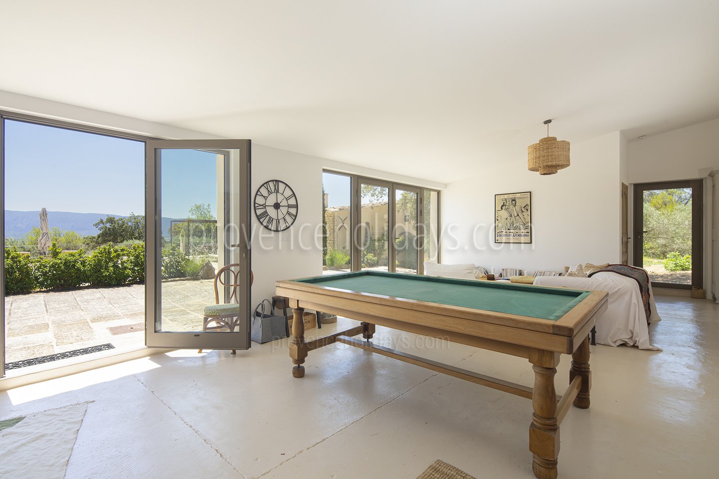 33 - Escapade en Luberon: Villa: Interior