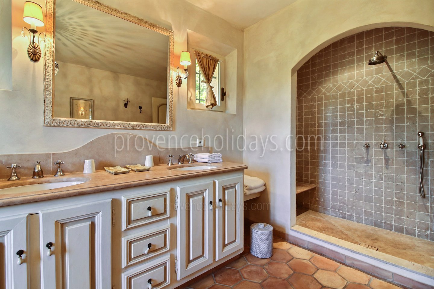 21 - Villa Ondine: Villa: Bathroom