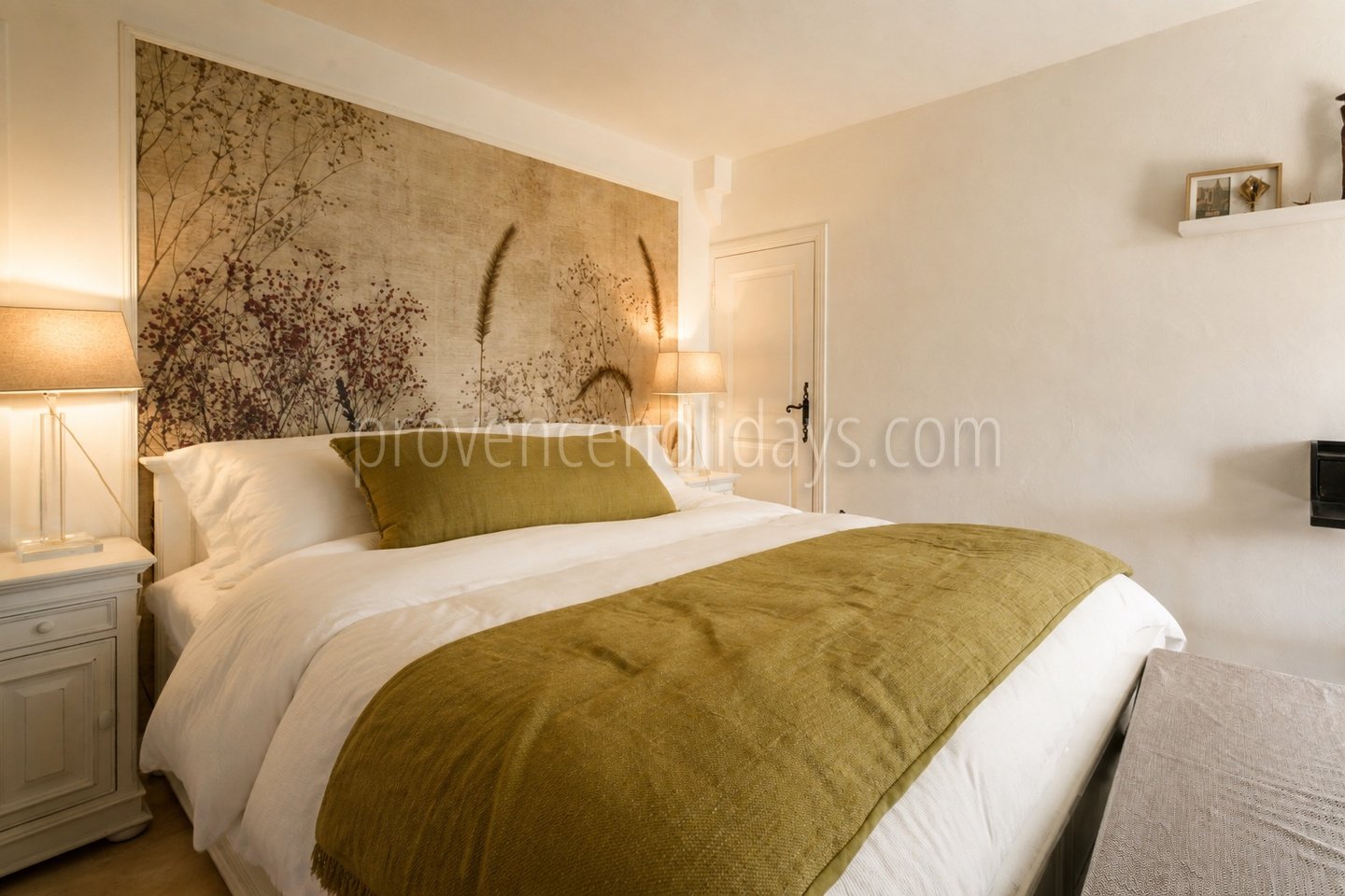 6 - Villa Caleous: Villa: Bedroom