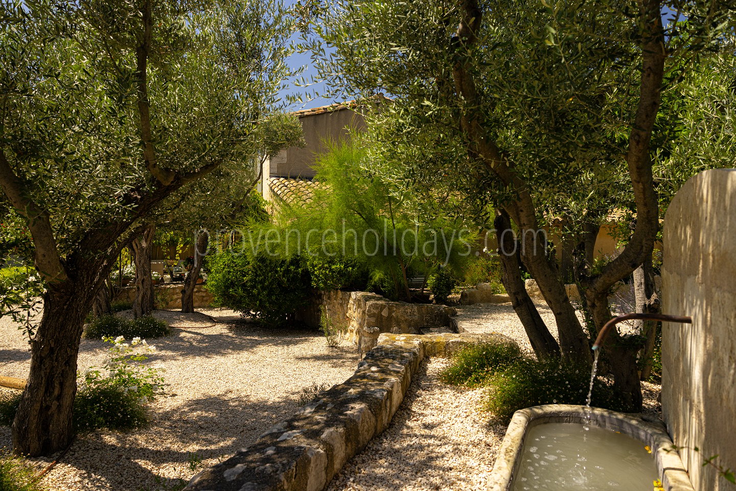 33 - Le Mas des Lauriers: Villa: Exterior