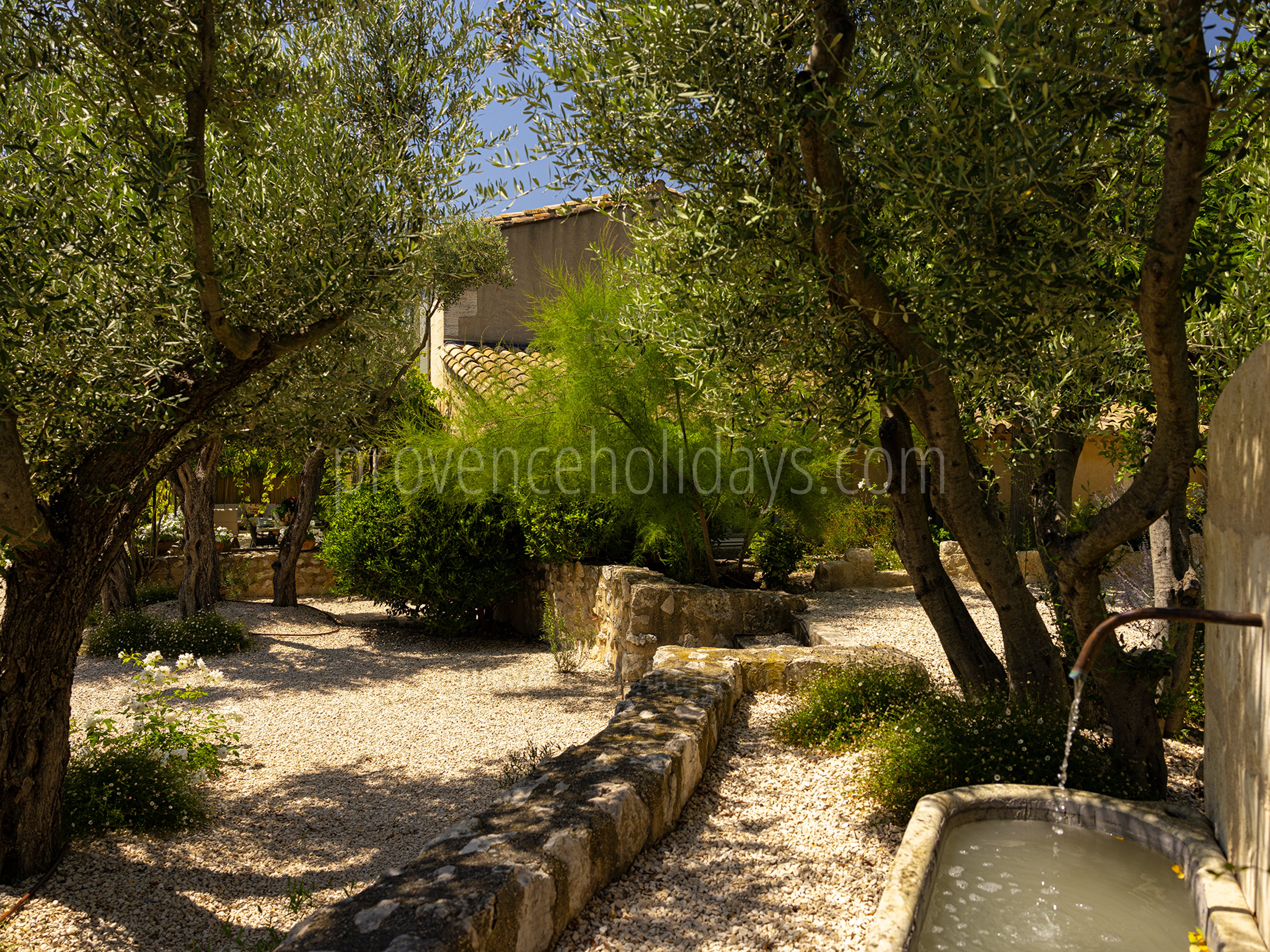 33 - Le Mas des Lauriers: Villa: Exterior