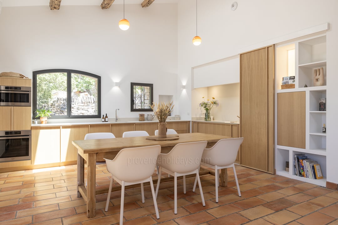 18 - Mas des Chênes Blancs: Villa: Interior