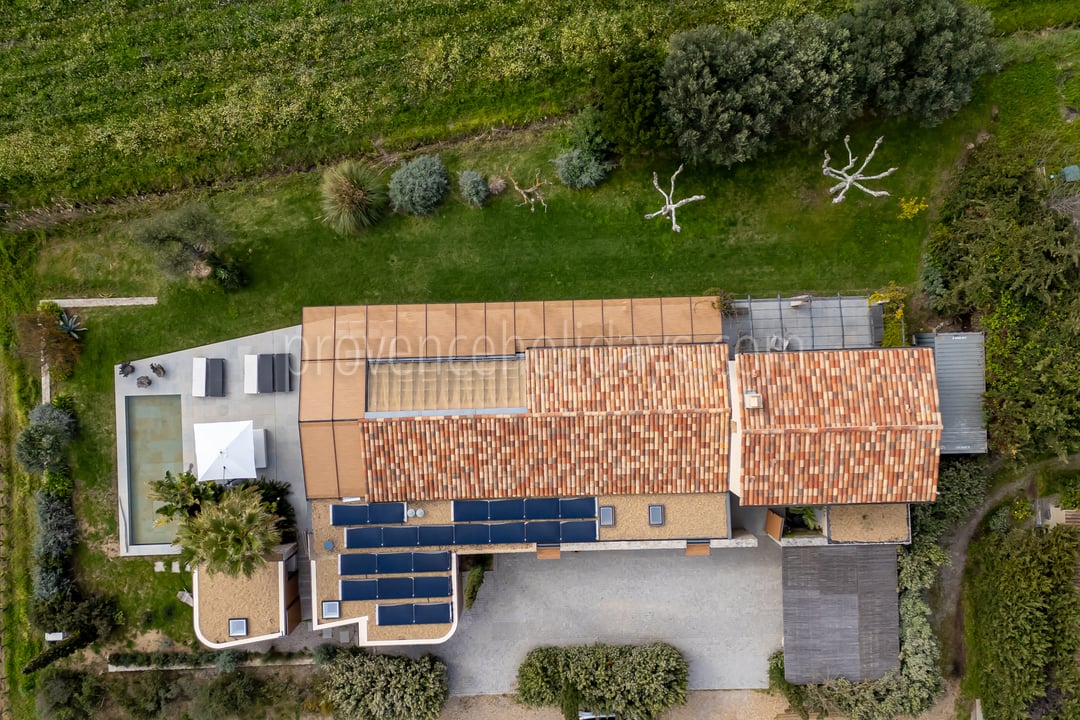 25 - Refuge d\'Azur: Villa: Exterior