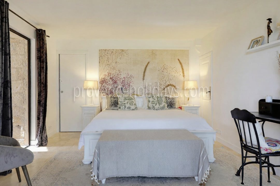 2 - Villa Caleous: Villa: Bedroom