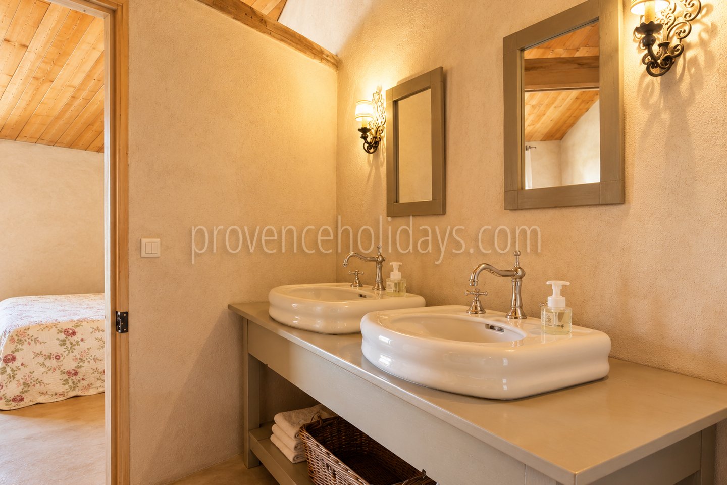 25 - Mas de l\'Orchidée: Villa: Bathroom