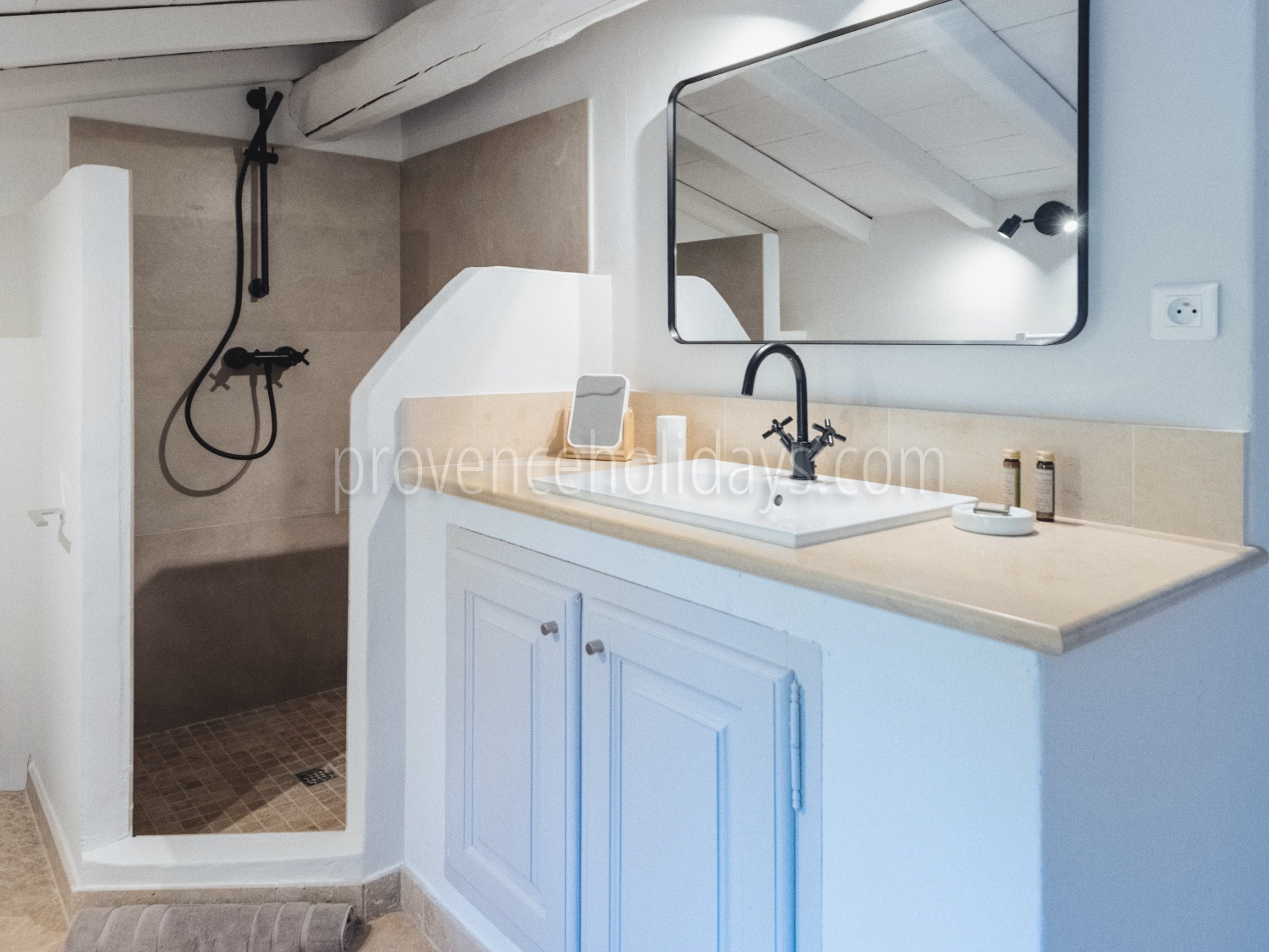 54 - Mas Calisson: Villa: Bathroom