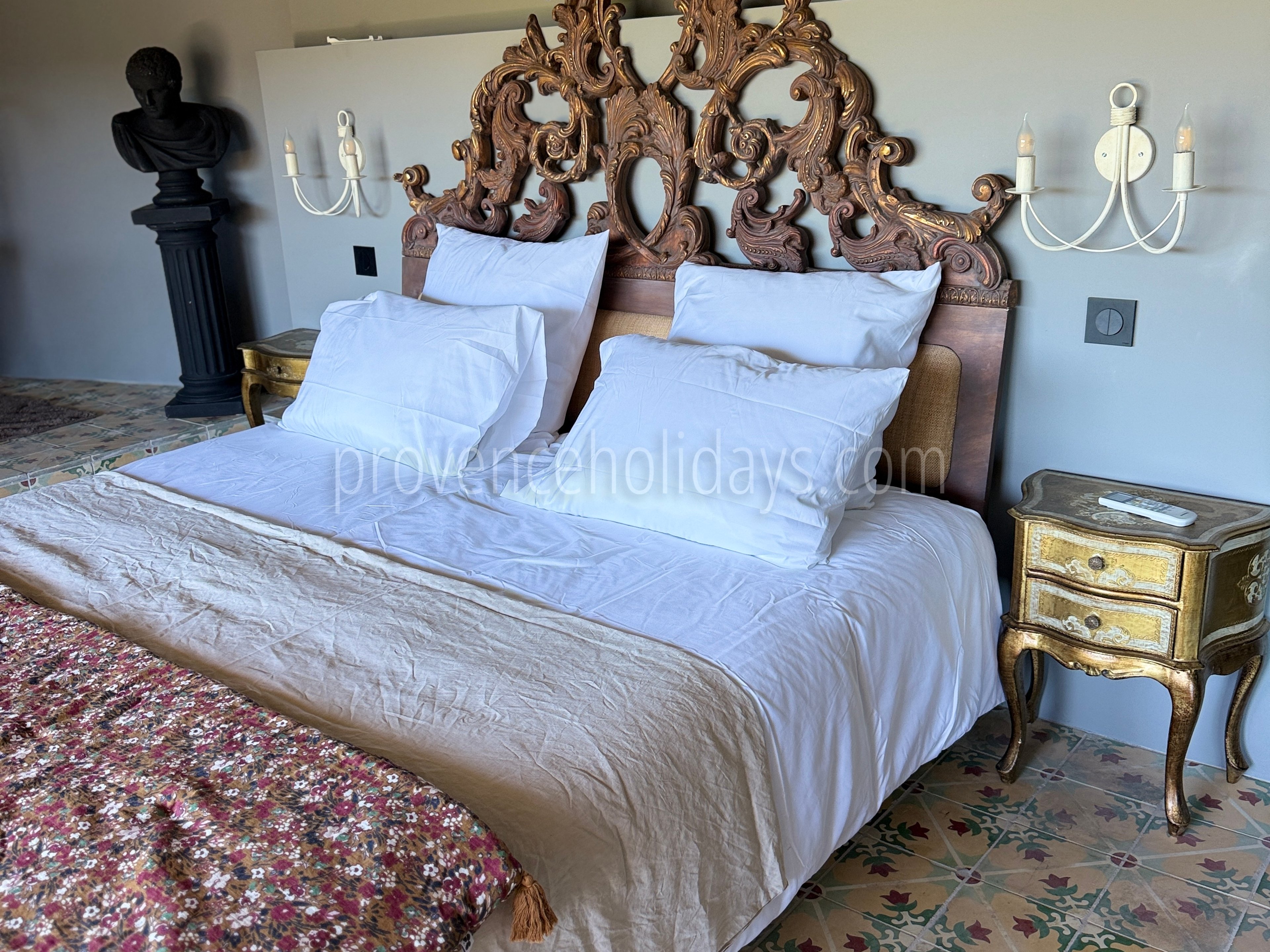 59 - Hotel Olivine: Villa: Bedroom
